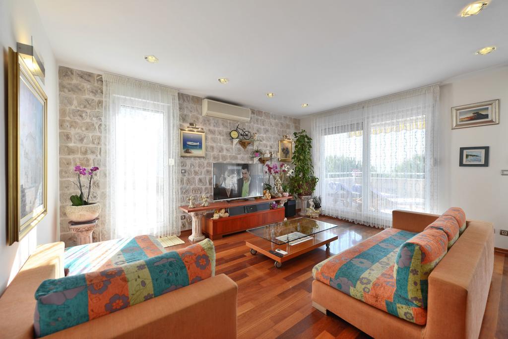 Luxury Seaside Apartment Сплит Номер фото